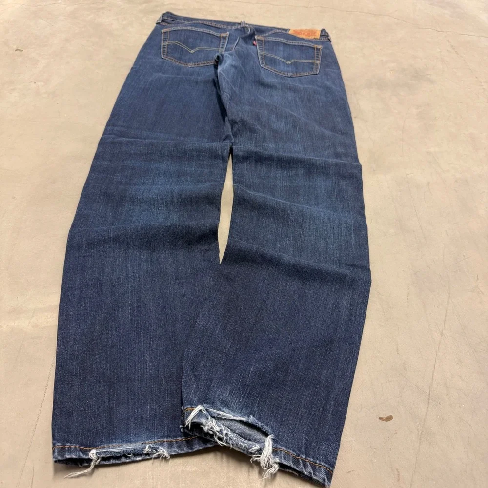 2000s y2k levi 514 straight leg dark wash jeans